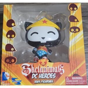 DC Comics Toynami DC Heroes Skelanimals Wonder Woman KIT Vinyl Figure NEW